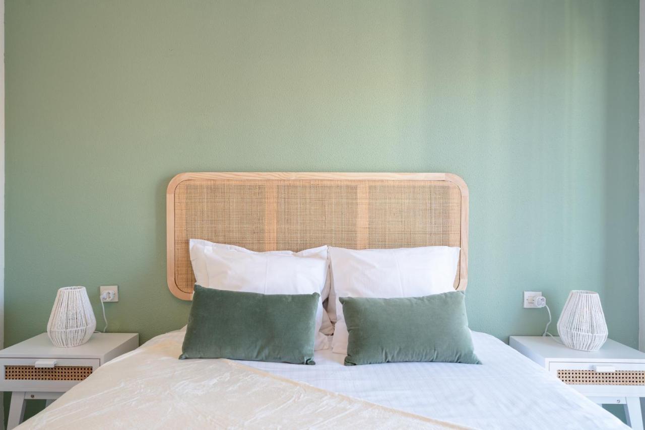 Bonito Apartamento Equipado, Cerca De La Playa Empuriabrava Luaran gambar